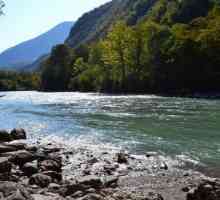 Bzyb е река в Абхазия. Описание, характеристики и естествен свят