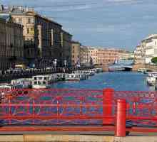 Цветни мостове на Санкт Петербург: Червени през река Мойка