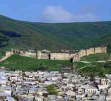 Древна крепост: история и забележителности (снимка)