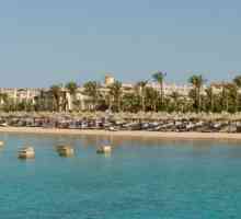Хотелски комплекс `Desole Pyramis Sahl Hashe`` на самия бряг на Червено море