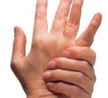 Ако пръстите на ръката ви се свиват, трябва да установите причините