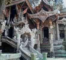 Храмът на истината в Патая е основната атракция на Тайланд