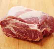 Как вкусно да се готви свинско месо в заквасена сметана?