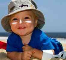Как да изберем слънцезащитен крем за деца? Съвети за родителите