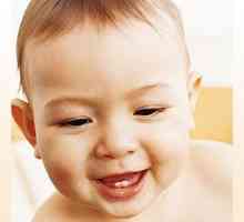 Кога, как и какви зъби се отрязват първо в бебето?