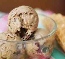 Летни рецепти: как да готвяте сладолед у дома?