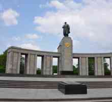 Паметник на падналите съветски войници в Tiergarten (снимка)