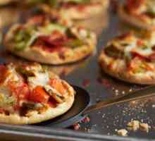 Мини пица: рецепта за готвене. Как да си направим мини пица