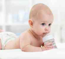 Възможно ли е да се даде вода на новородените, кога, кога и колко
