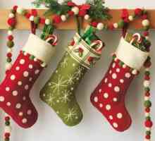 Новогодишните чорапи за подаръци със собствени ръце
