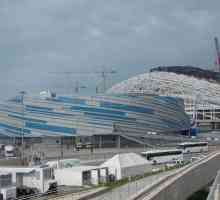 Олимпийският стадион "Fisht" изглежда страхотно на фона на едноименната планина