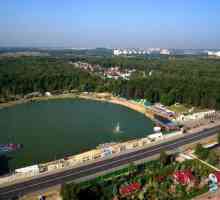 Плажът в Rasskazovka: чиста вода, чист въздух, развита инфраструктура с плувен басейн