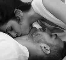 Целувки в шията като начин да събудите страстта