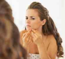 Акнето на лицето: как да се покрие с тонален крем? Как да се покрият пъпки по лицето без тоналника?