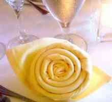 Рози от салфетки: украсяваме празнична маса и интериор в романтичен стил