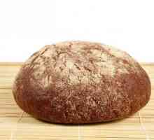Ръждовият хляб в многоцветни храни е домашно приготвена храна