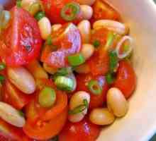 Салата с боб и домати: рецепти