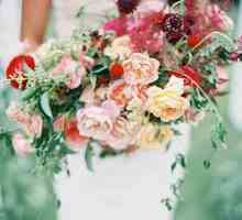Сватбени букети от рози: стилове, снимка