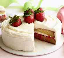 Cake `Strawberry Kiss``: рецепта