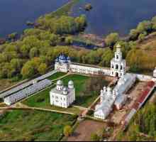Великият Новгород, манастирът Юриев: най-старият манастир в Русия