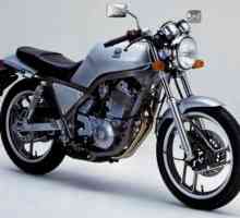 Yamaha SRX 400 е популярен лек мотоциклет