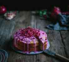 Огледало и цветна глазура за петна върху тортата