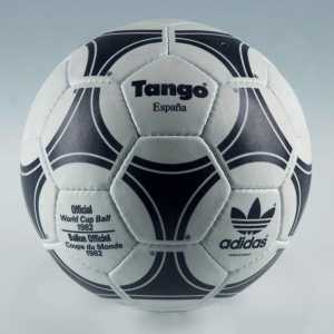 `Adidas` - топките на легендарния производител!