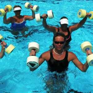 Аква аеробика: упражнения за отслабване и препоръки
