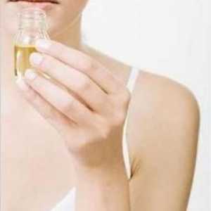 Оранжево масло: използвайте за отслабване, от целулит, за лицето и косата