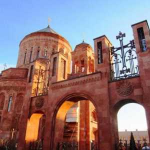 Арменска катедрала: описание, история, забележителности и интересни факти