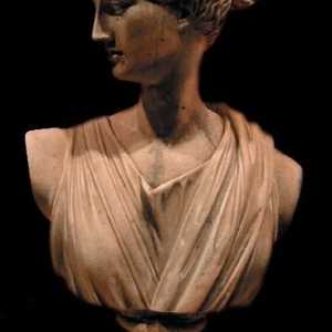 Артемида - богинята на лова, защитника и отмъстителя