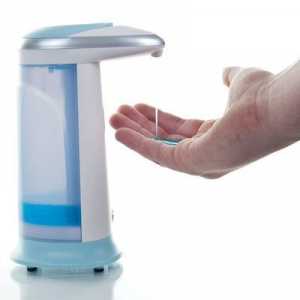 Автоматичен дозатор за сапун и паста за зъби
