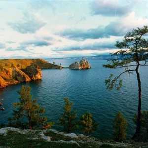 Baikal, Enkhaluk: центрове за отдих