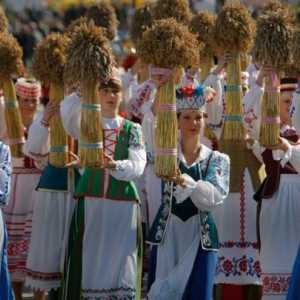 Беларуски национални костюми (снимка). Беларуска национална носия със собствените си ръце