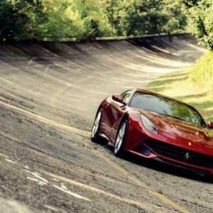 Берлинтета F12 Ferrari: спецификации, преглед и тест шофиране
