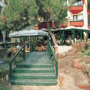 Бюджетен хотел в близост до село Кемер: Sumela Garden 3 *