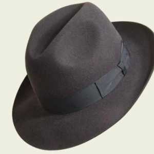 Борсалино - шапка в гангстерския стил, а не само