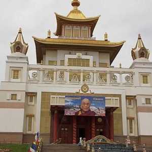 Будистки храм в Елиста: работно време, адрес, снимка