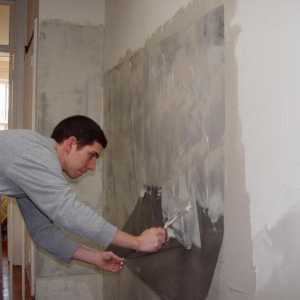 Тогава да обработвате стените преди залепването на тапетите: инструкциите, начините и препоръките