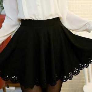 Черно пола-слънце: как да шият и с какво да носят?