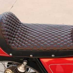 Какво представлява мотоциклетна седалка