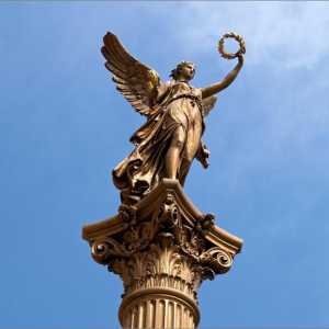 Каква е гръцката богиня Ник? Скулптури и храмове