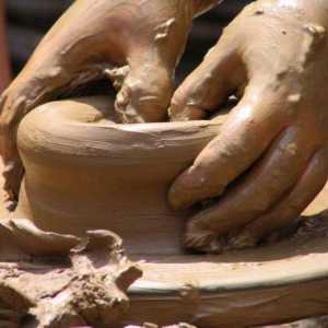 Какво е керамика? Semikarakorskaya керамика