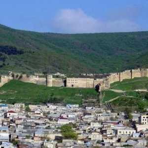 Древна крепост: история и забележителности (снимка)