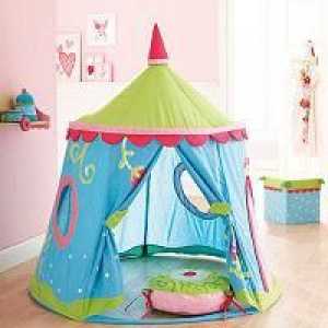 Детска палатка - отличен подарък за едно годишно бебе