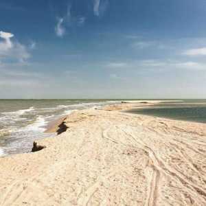 Dolzhanskaya плюе, Азовско море: плажове, центрове за отдих