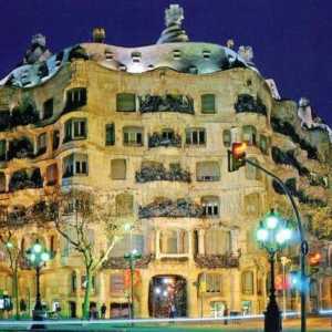 Casa Mila в Барселона: описание, история, снимка