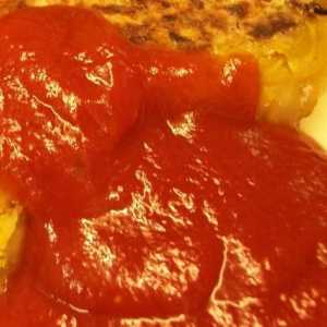 Начало кетчуп от домат, за да готвя много просто
