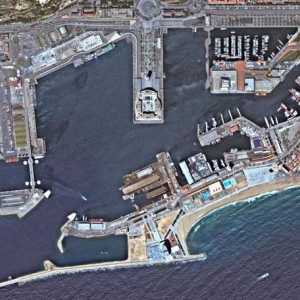 Древно и модерно международно испанско пристанище. Барселона