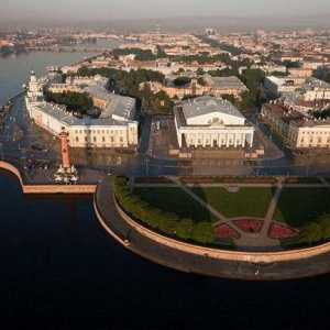 Хотели на остров Василиевски, Санкт Петербург: как да стигнете там? Снимки и отзиви